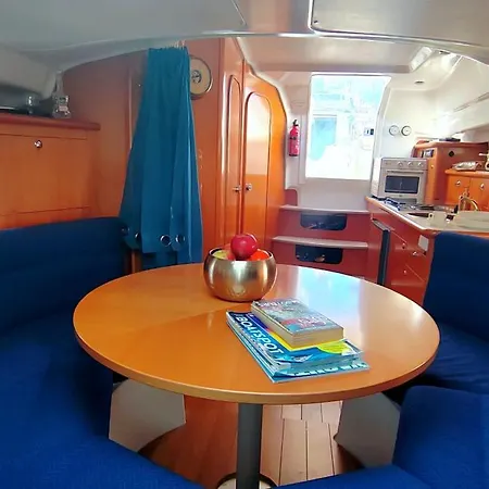 The Families Motor Yacht Spain Prague
