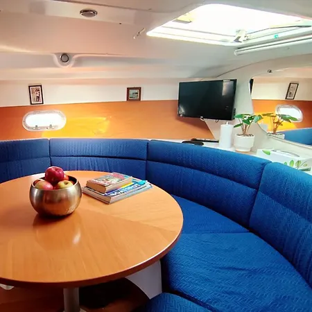The Families Motor Yacht Spain Holiday home Prague