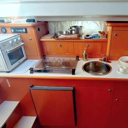 The Families Motor Yacht Spain *